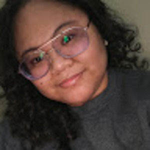 Meet your Posher, Shaira